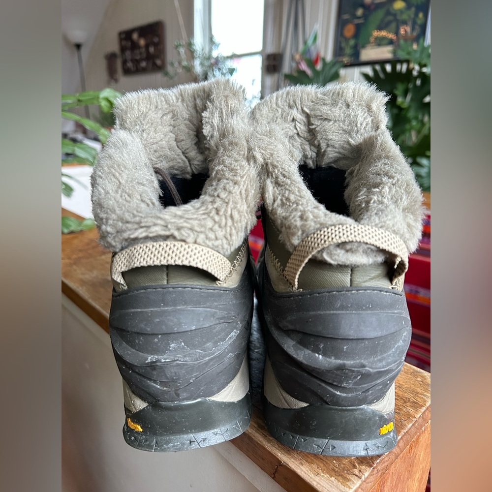 MERREL • WINTER BOOTS insulated for warmth and comfort - Picture 8 of 14